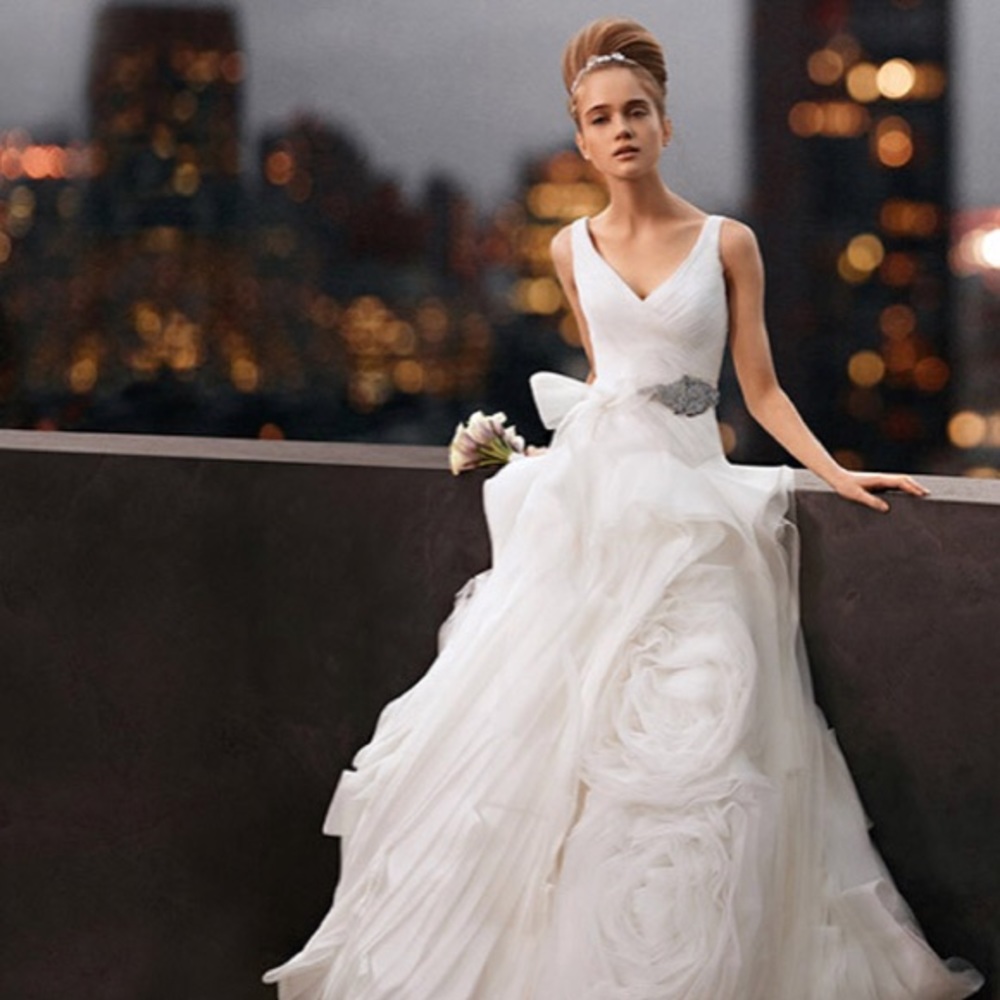 White by Vira Wang Wedding gown